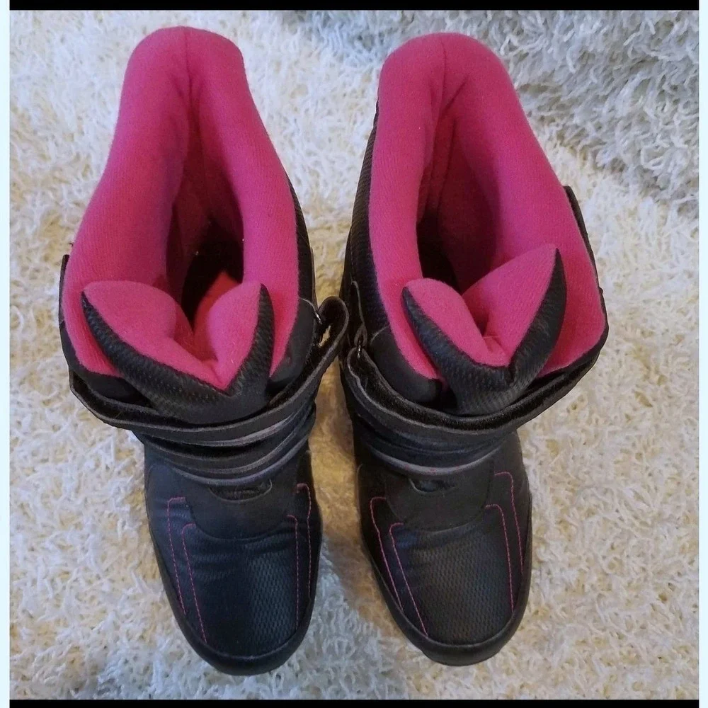 Totes Black Pink Madison Triple Strap Winter Snow Boots 5M Reflective Safety